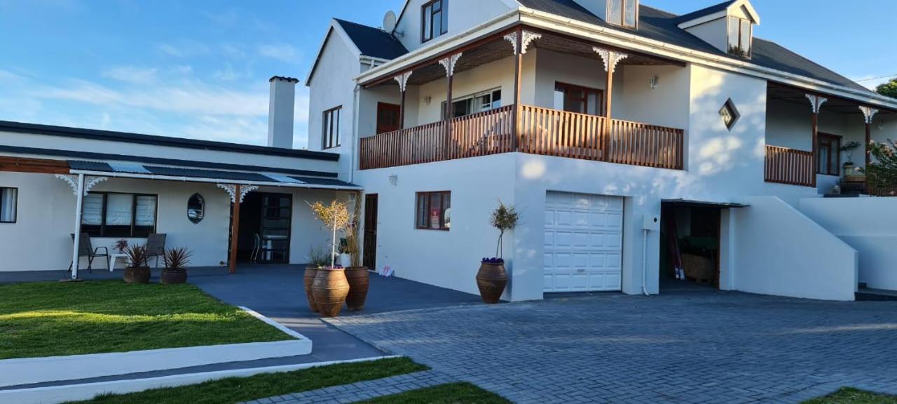 7 On South Hotel Bredasdorp Eksteriør billede